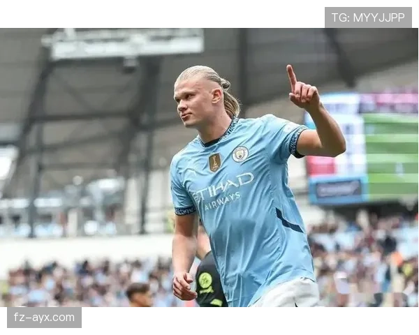 哈兰德独中两元助曼城夺社区盾杯，新赛季首冠彰显统治力