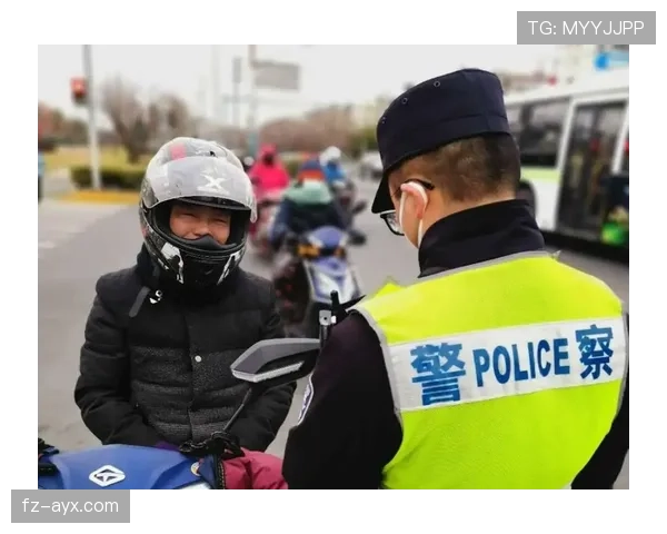 亨克中路渗透事件引发交通安全关注 警方加强巡逻保畅通