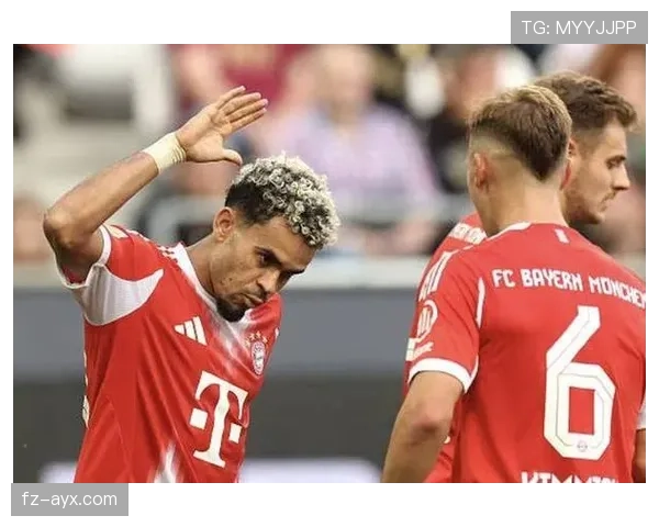 德甲夏窗引援大揭秘:强援加盟阵容升级,各队剑指新赛季荣耀 德甲夏窗引援大揭秘:强援加盟阵容升级,各队剑指新赛季荣耀