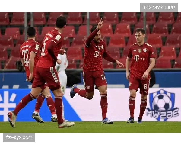 高位压迫反噬！拜仁防线动不动就被打穿，问题出在哪？